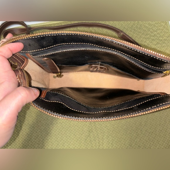 Vintage Brahmin crossbody - Picture 8 of 12